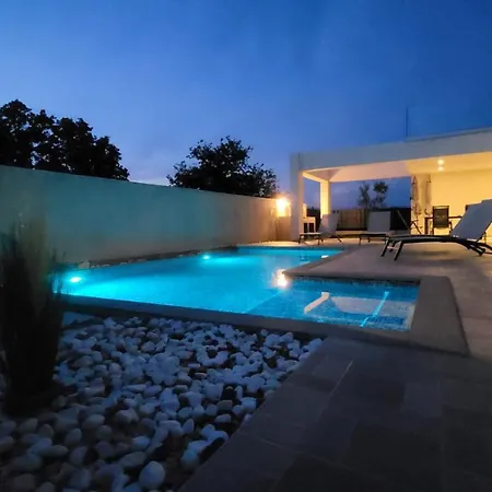 Villa Dorina *
